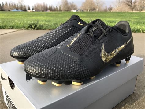 Nike phantom venom cleats